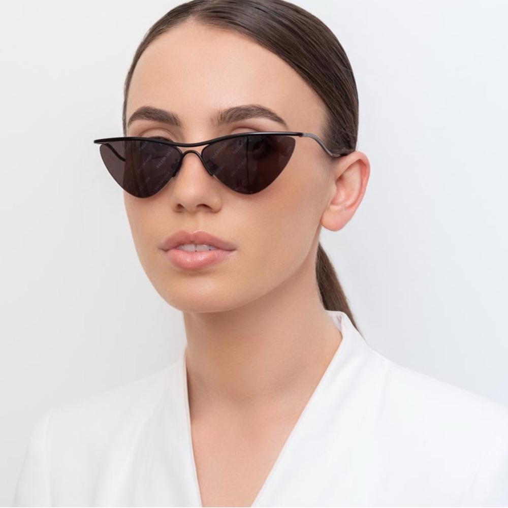 💯 - New Authentic Balenciaga BB0093S 001 Curve Cat Sunglasses